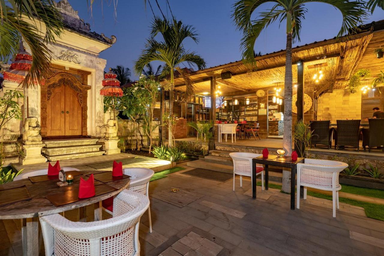 Good Cheer Hostel Lembongan Esterno foto