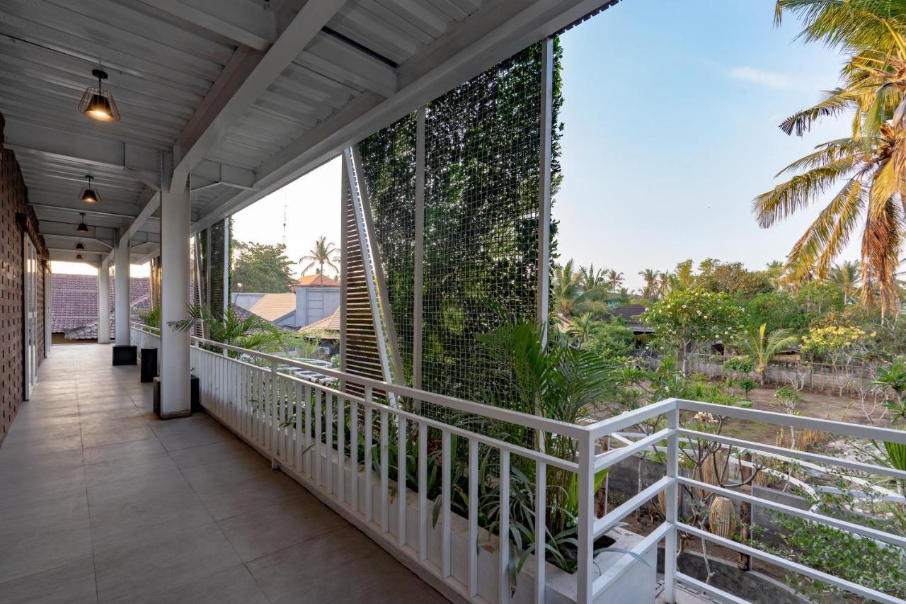 Good Cheer Hostel Lembongan Esterno foto